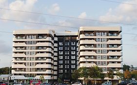 Himson-Brown Apartment